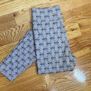 NYC Print Women's Leggings small